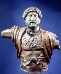 פסל של הקיסר הדריאנוס, ארד (ברונזה), המאה ה- 2 לספירה. 
© באדיבות רשות העתיקות